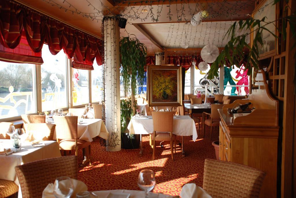 Hotel Restaurant Le Bellevue Montrichard 3 Etoiles Zewnętrze zdjęcie